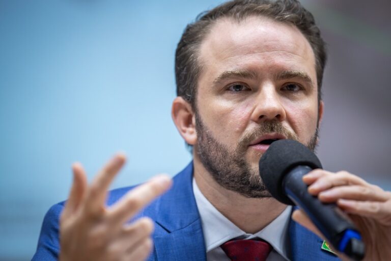 Monitoramento de Fintechs Combate Crime Organizado, Afirma Durigan