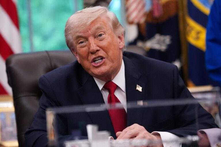 Trump lança programa de poupança para crianças com US$ 1 mil inicial